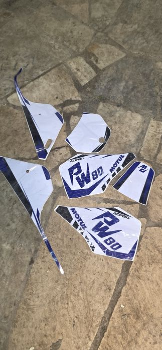 Yamaha pw 80 azul e branca