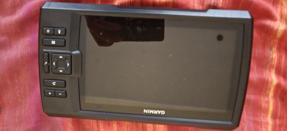 Echosonda Garmin Striker 9vivid