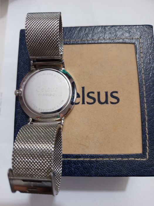Relógio de senhora marca Celsus