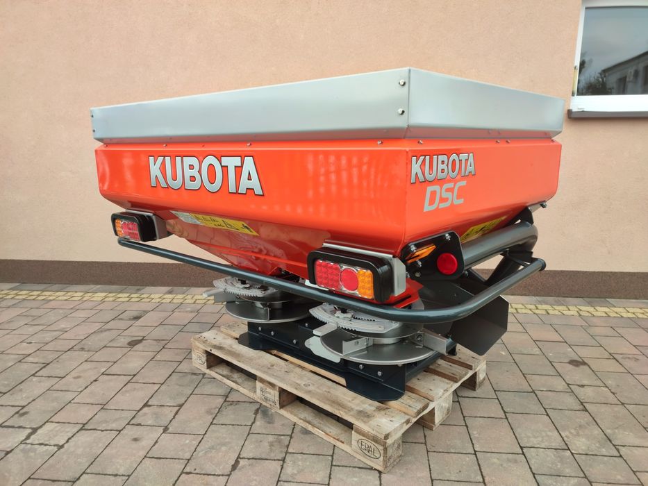 Kubota DSC rozsiewacz nawozów Kverneland EL jak nowy
