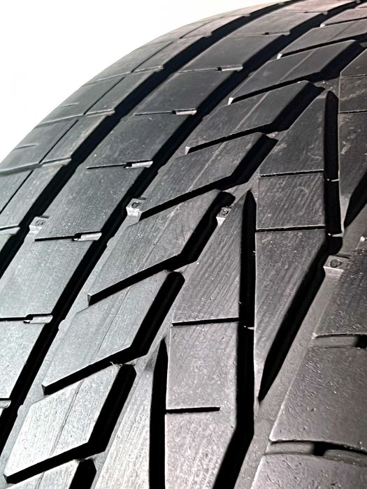 Pneus Goodyear Excellence - 275/40/19 - Excelentes