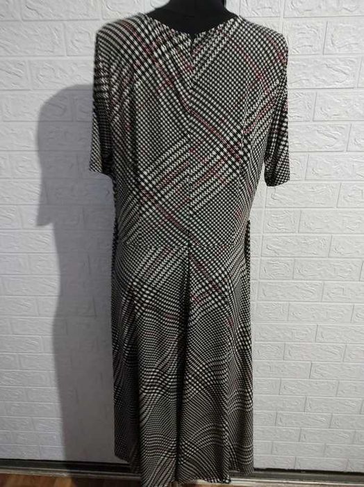 Sukienka  krata elastyczna koktajlowa jesień  rozmiar 44 cena 35 zł