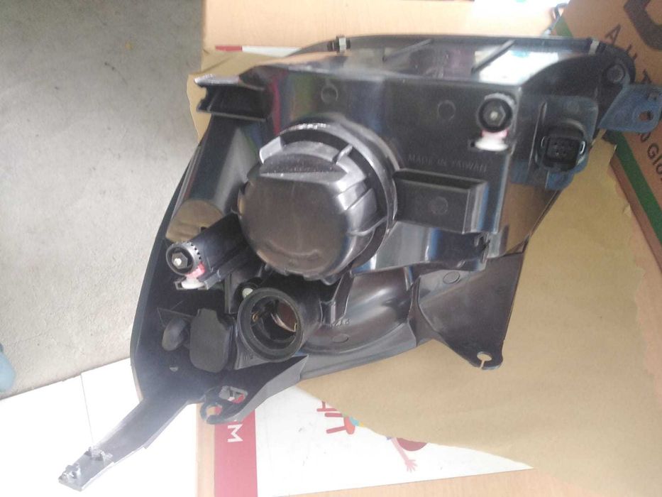 Farol Direito Ford Fiesta de 2002 Novo