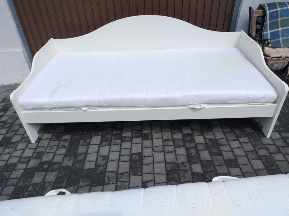 Łóżko drewniane 90x200 kompletne z materacem
