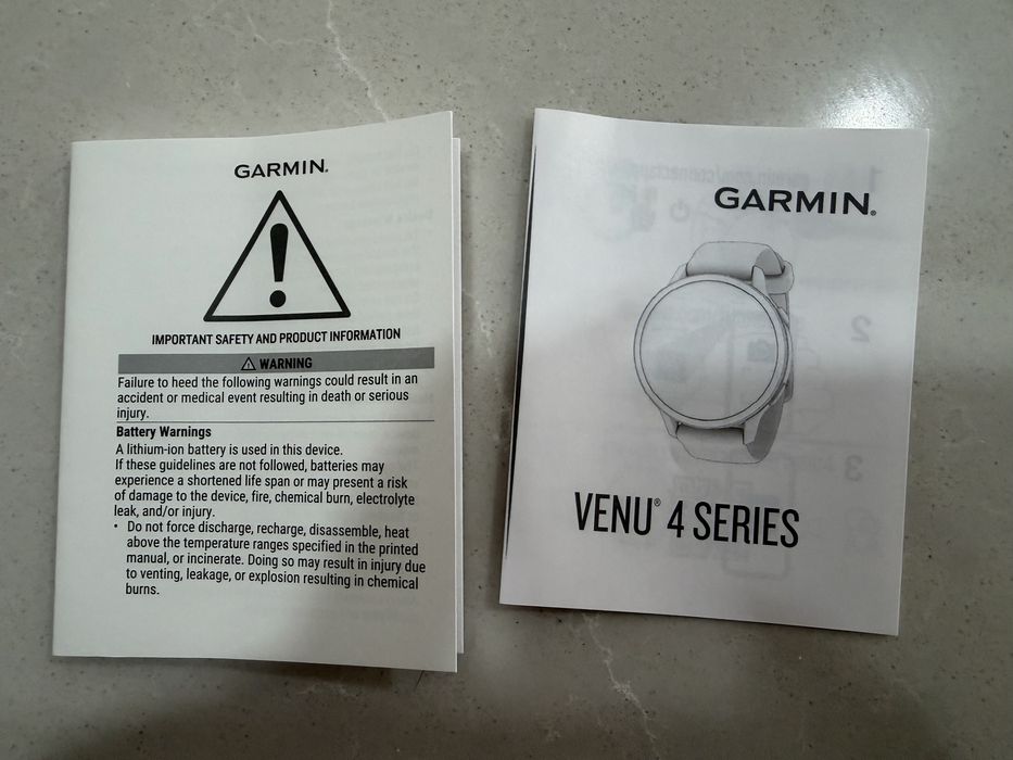 Garmin Venu 4 (41mm) Smartwatch - Silver