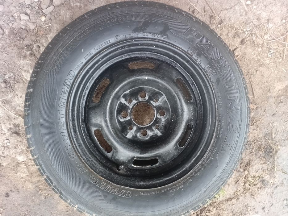 Продам колесо ваз 01-06