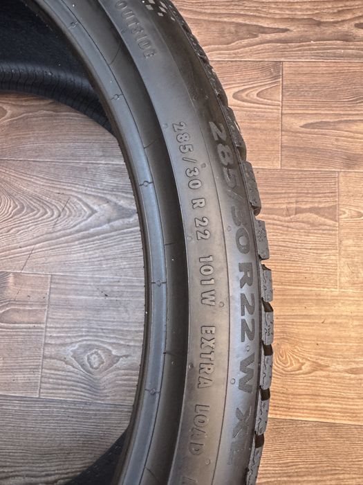 Шини Continental 285/30/R22