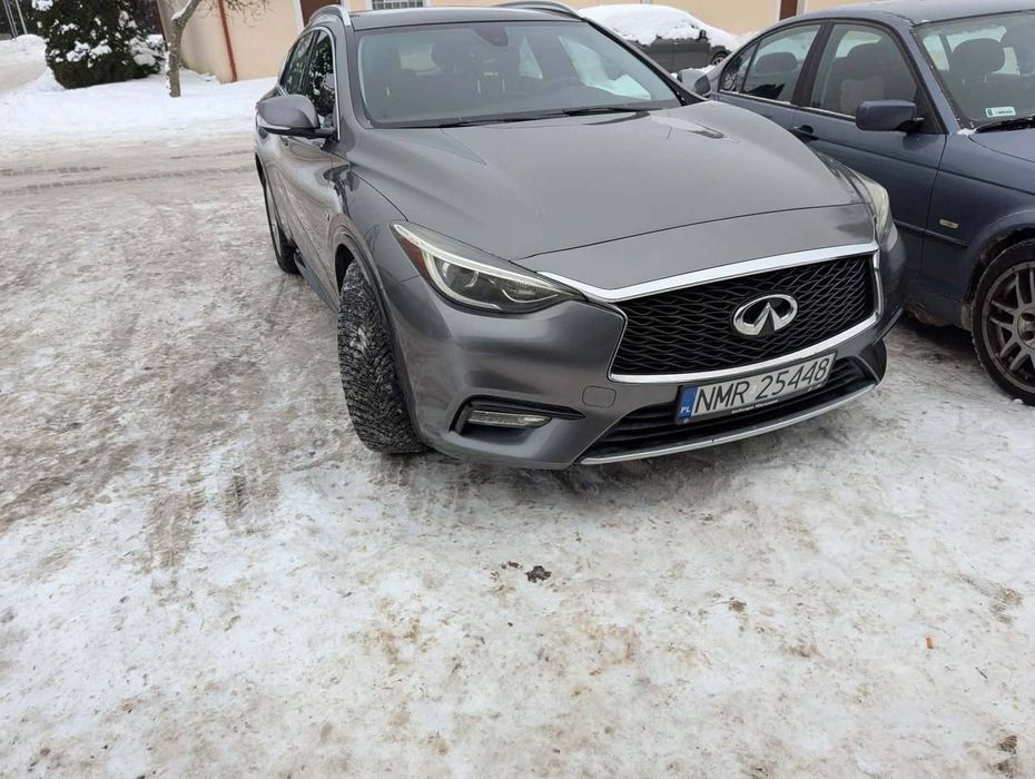 Infiniti QX30