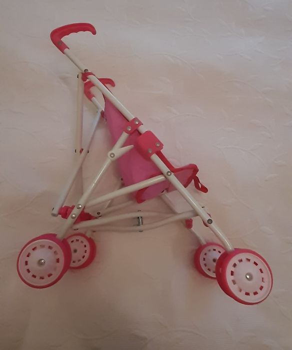 Carrinho de bonecos435257689412751360