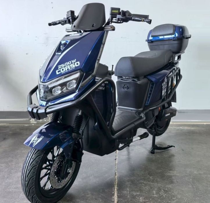 Електроскутер Corso Bullet BT, знімний АКБ літій-залізо-фосфатний