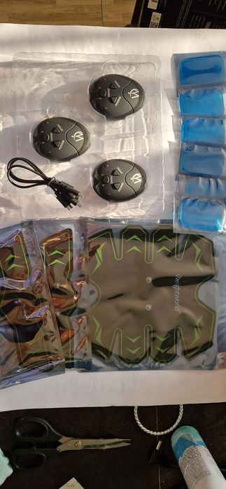 Stymulator mięśni ABS z 8 punktami