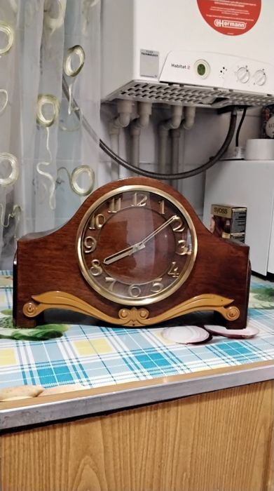 Годинник з боєм Весна.