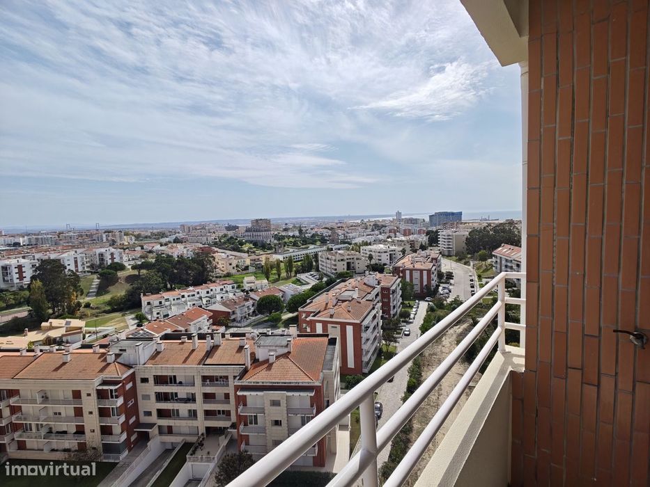 Apartamento com Excepcional Área e Localização - Buarcos