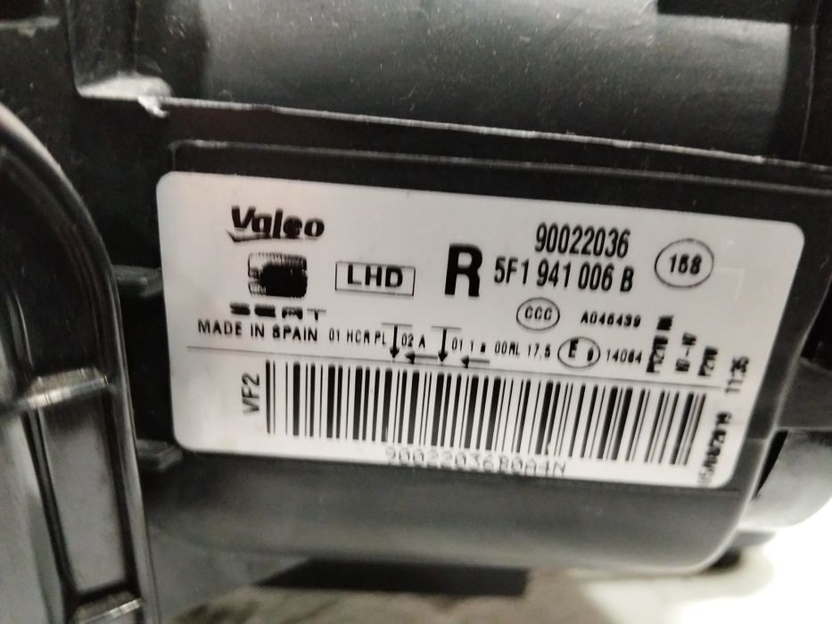 Farol SEAT Leon 5F ótica 2015 original direita