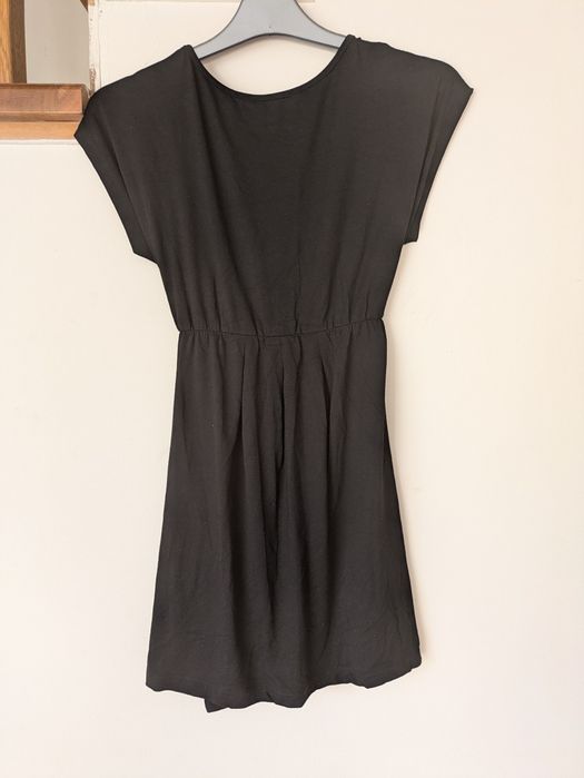 Czarna sportowa sukienka L pretty girl