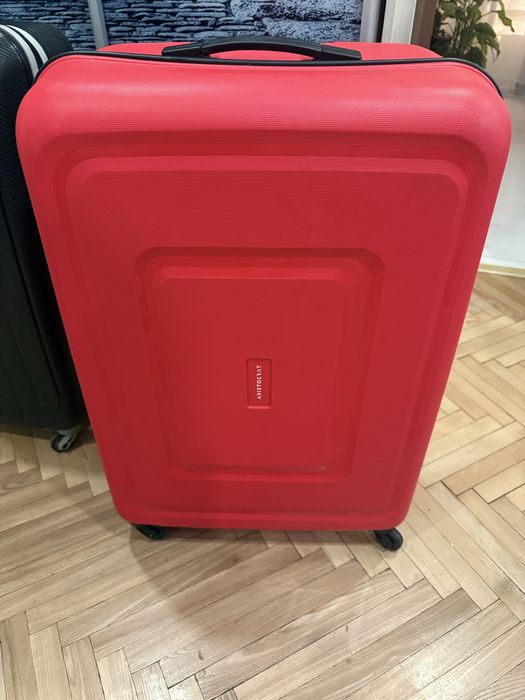 Aristocrat чемодан поликарбонат