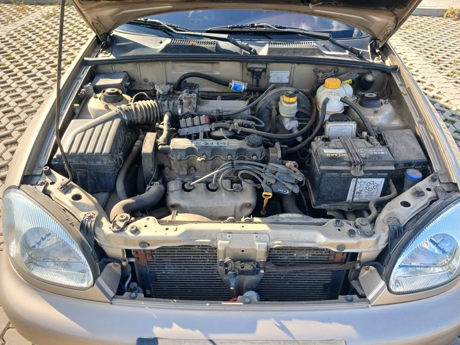 Део Ланос Поляк 1.5 8v