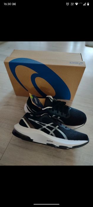 Buty damskie Asics roz  39