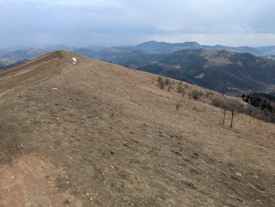 Ділянка з краєвидами на 360 градусів.