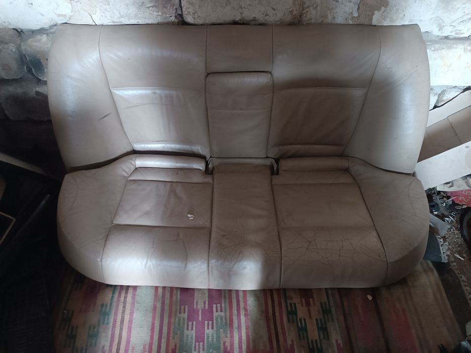 Продам салон бмв є46 бежевий