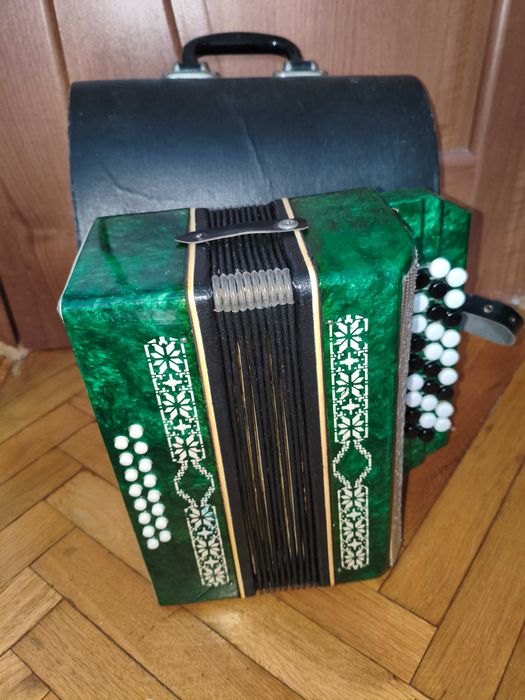 Баян, гармонь ''Малыш''