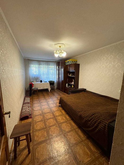 Чудова роздільня 2 кімнатна квартира Південно-захід, 48м Хороший стан