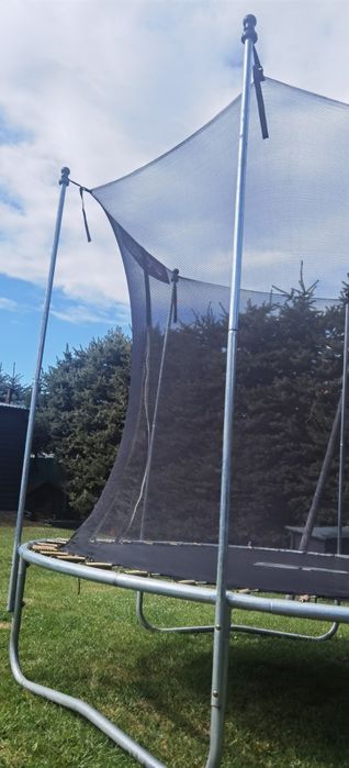 Trampolina ogrodowa