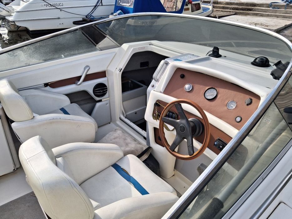 Czarter Motorówek Zalew Zegrzyński