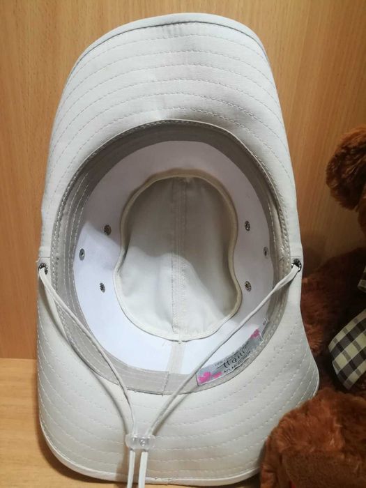 Продаю женскую, летнюю, коттоновую, ковбойскую шляпу  на шнурке. Р-57