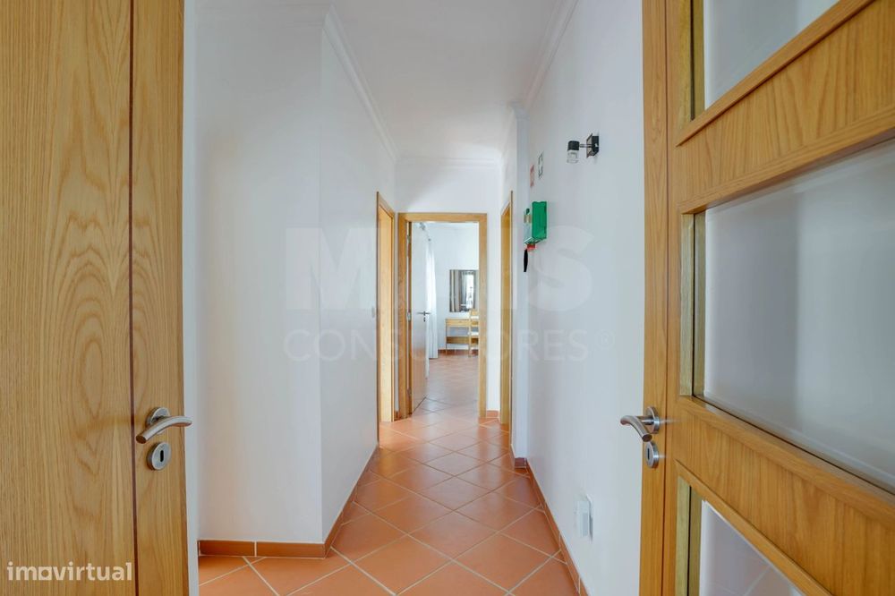 T2 + 2 wc + terraço amplo a 200 metros da praia do túnel Albufeira