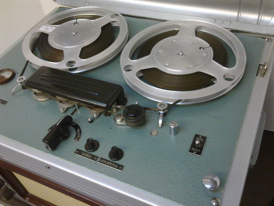 Ламповый катушечный магнитофон МАГ-8М-II - 1960 г.в.
