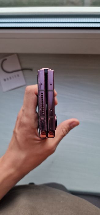 Samsung Galaxy Fold 4 обмін