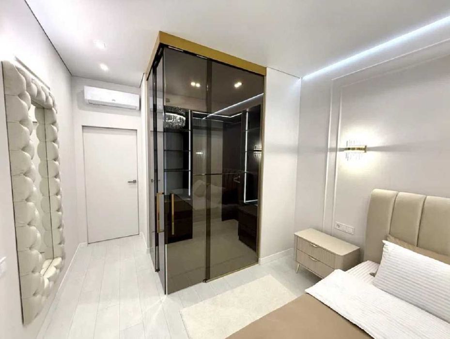 Продам 2 комнатную квартиру, новый дом, жк 63-я Жемчужина, ул. Краснова.
