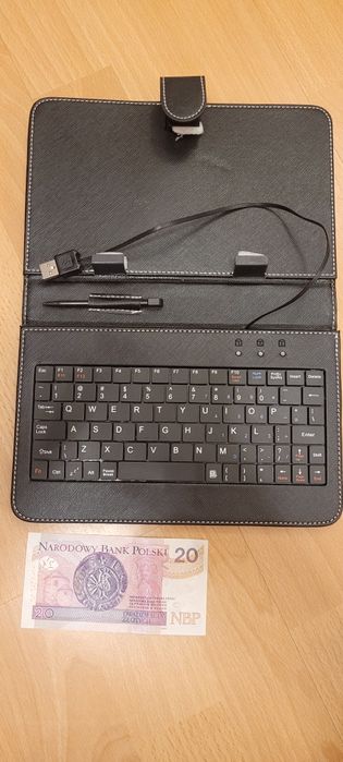 Klawiatura do tableta A4 malego na USB lekka nowa + pioro dotykowe