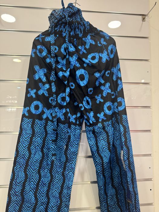 Roupa Africano.