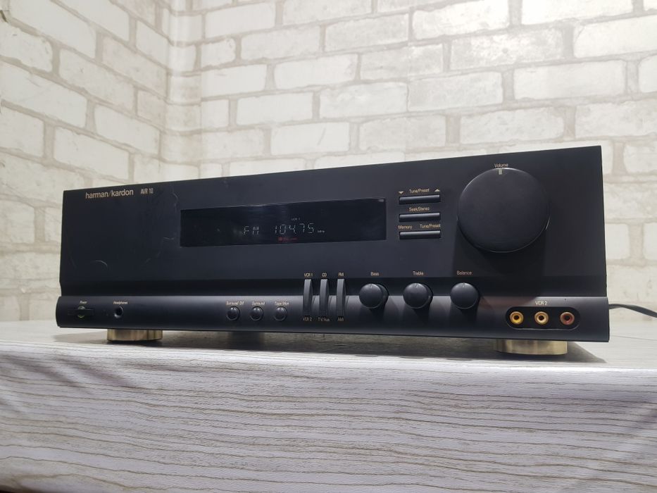 Стерео ресивер Harman Kardon AVR 10, б/у