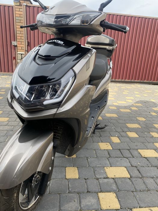 Електроскутер Maxxter II