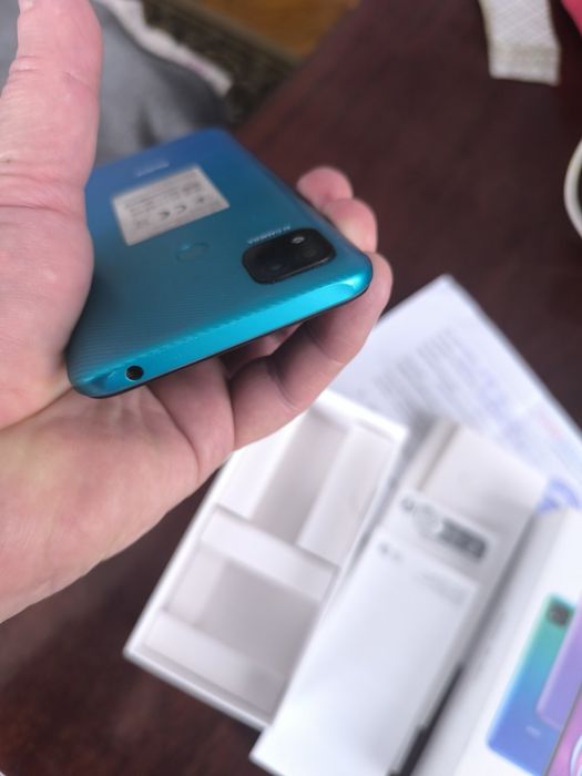 Смартфон Redmi 9c nfs стан нового.