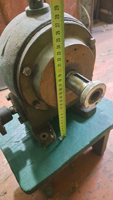 Редуктор черв'ячний