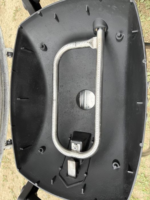 Гриль газовий Weber q100.