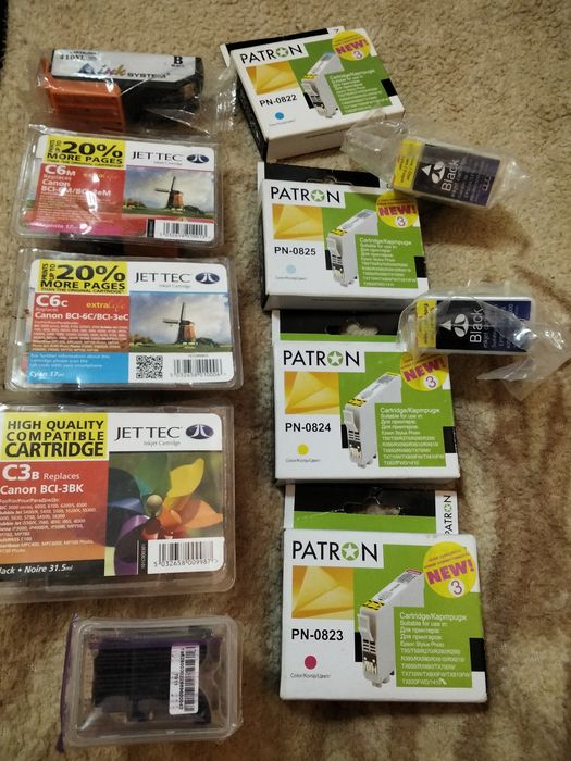 Картриджи одним лотом  11 штук.
