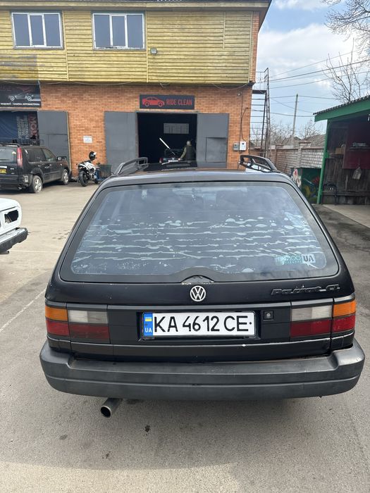 Volkswagen Passat B3 CL 1992 1.8Бензин-Газ