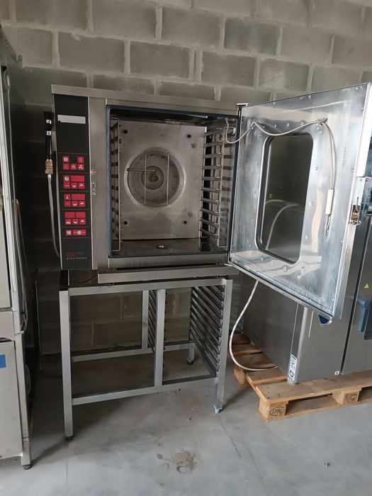 Пароконвектомат 10 рівнів Eloma електричний з підставкою