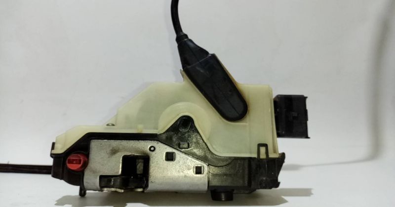 Fechadura / fecho porta trás esquerdo CITROËN C4 II (B7)