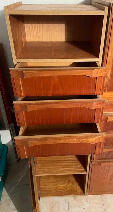 Conjunto 4 Módulos Madeira Vintage 165cm – Gavetas + Armários | 70€
