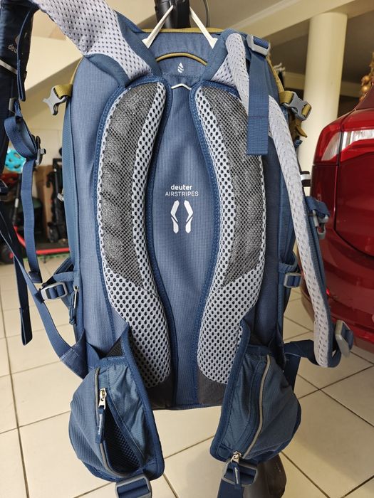 Mochila Deuter Trans Alpine 24 ciclismo