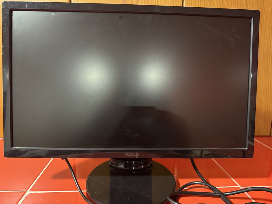Monitor 22” com vga473510734977443841