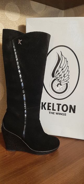 Сапоги жіночі із замші