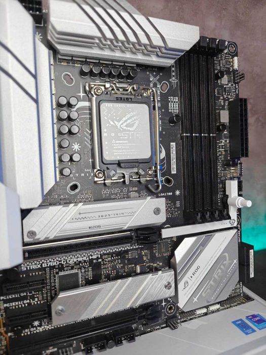 Материнська плата Asus Rog Strix B760-G Gaming Wifi (LGA1700) 12-13-14