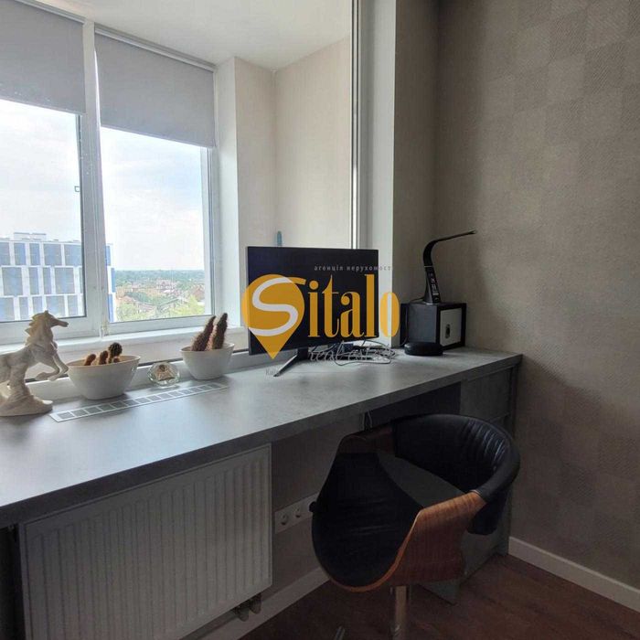 Видова 3 кімнатна квартира (метро Славутич)